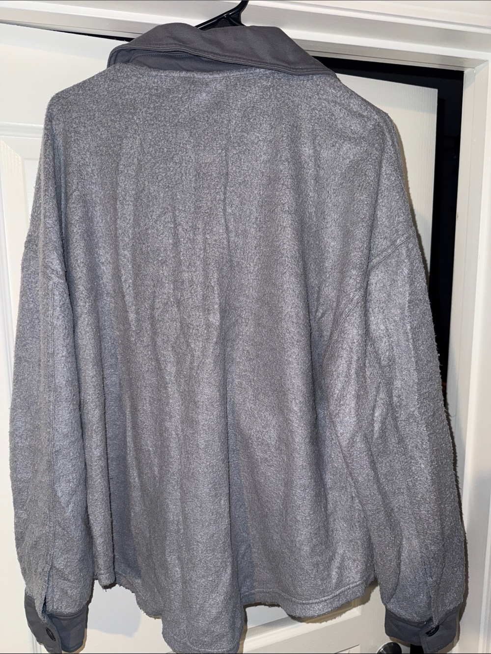 American Eagle Outfitters Gray Fleece Button-Front Shirt Jacket - Picture 2 of 3